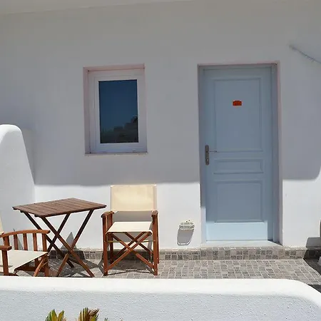 Odysseas Perivolos (Santorini)