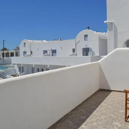 Odysseas Perivolos (Santorini)