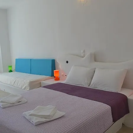 Odysseas Hotell Perivolos (Santorini)